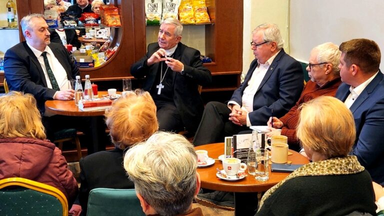 Bishop József-Csaba Pál reflects on synodality in the Church, sharing how listening, fraternity, and spiritual discernment are transforming diocesan life. Drawing from his experience at the Synod and in local pastoral practice, he highlights the power of communion, small communities, and ecumenical openness as paths toward a more missionary and relational Church.