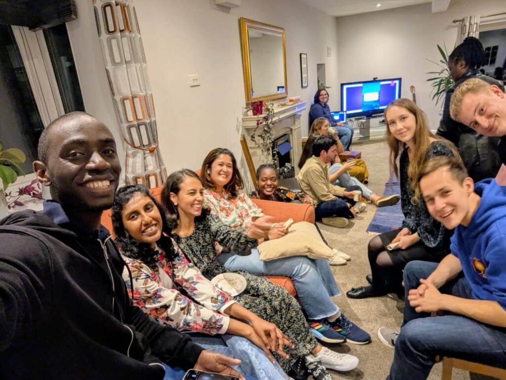 group-in-house-long-view